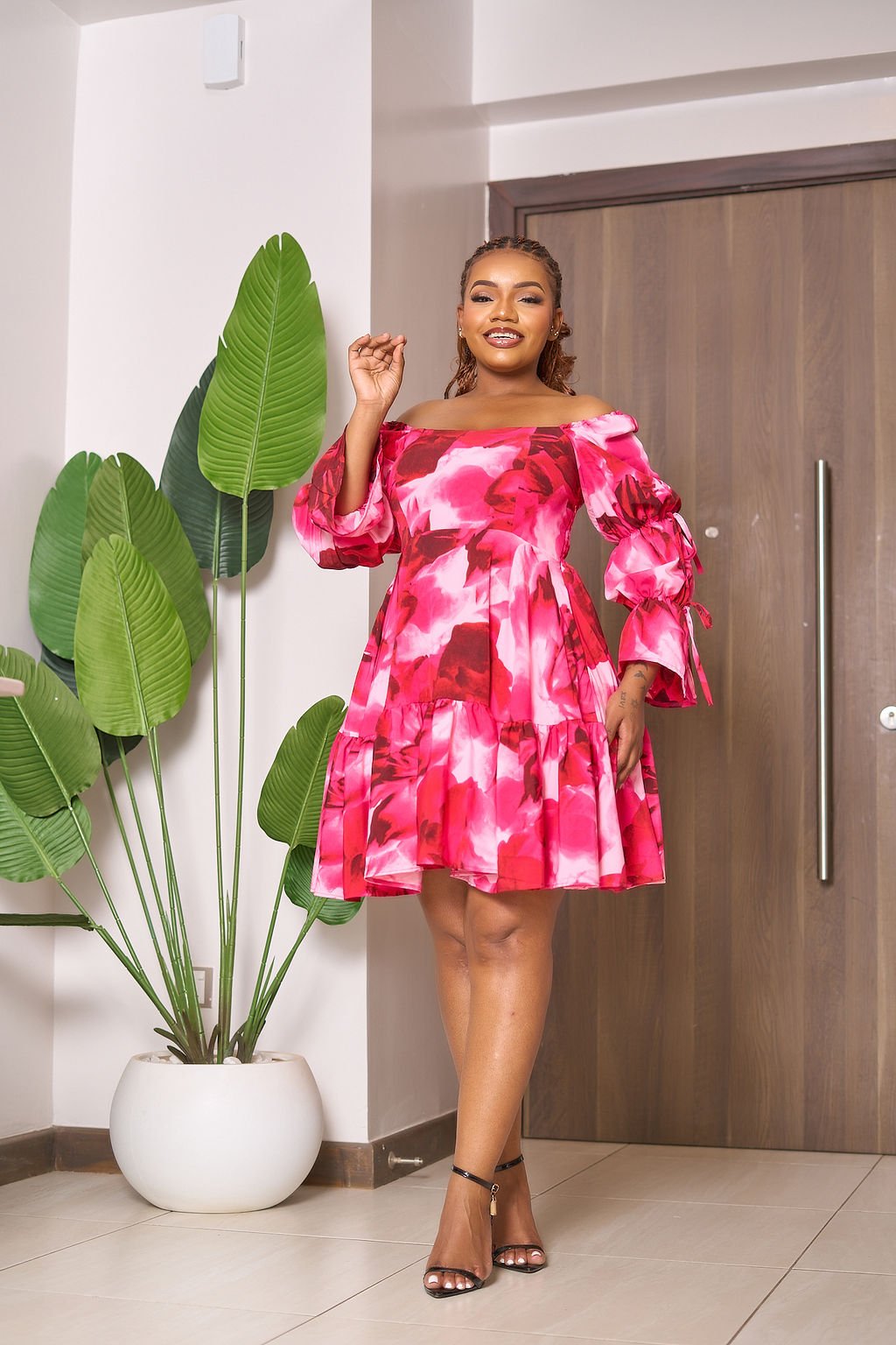 Linda Skater - Pink Floral