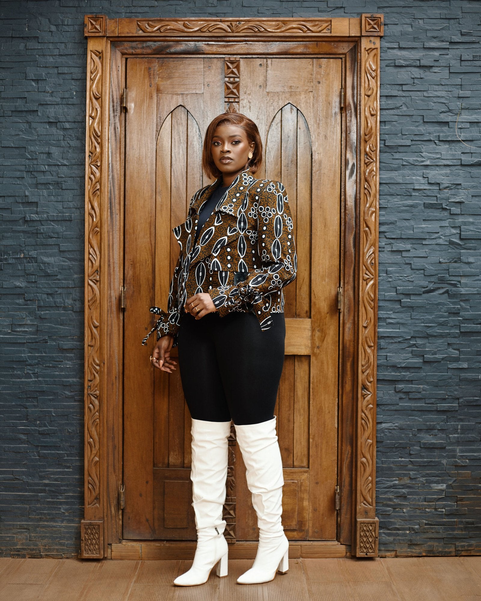 Cropped Jacket - Brown Geometric Print
