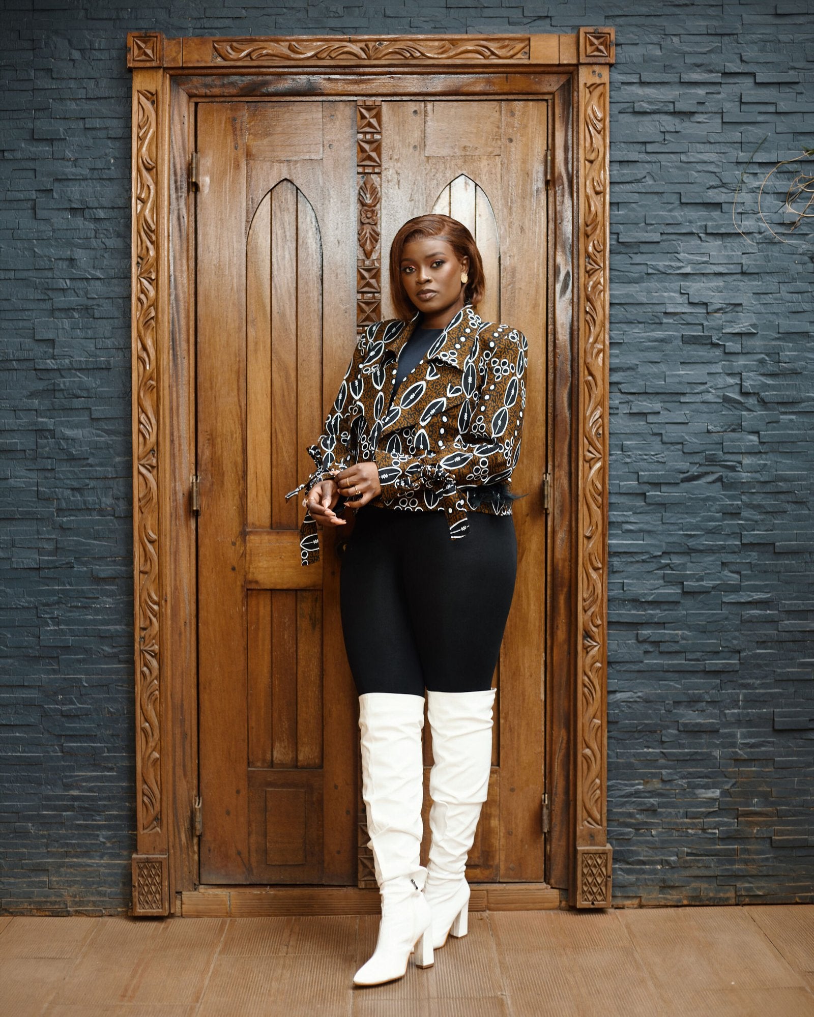 Cropped Jacket - Brown Geometric Print