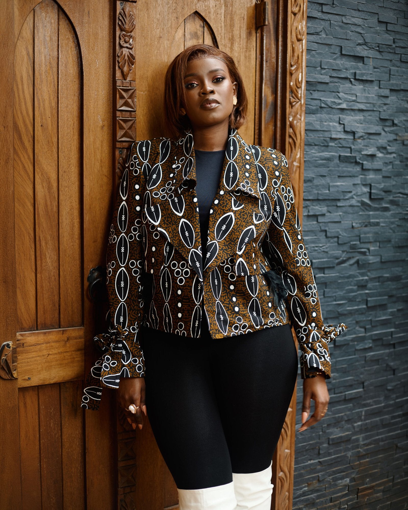 Cropped Jacket - Brown Geometric Print