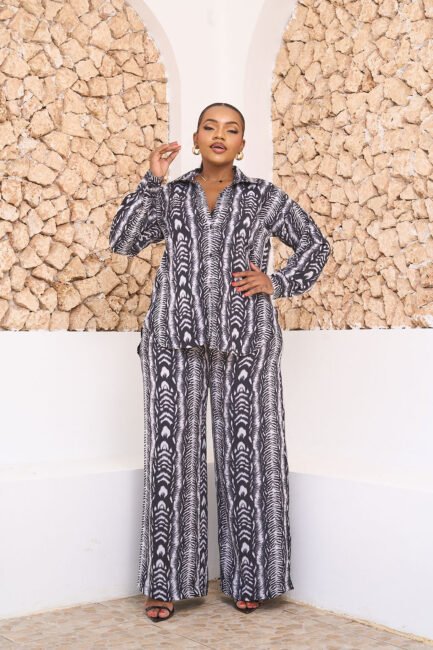 Kayali Set - Black and White Print